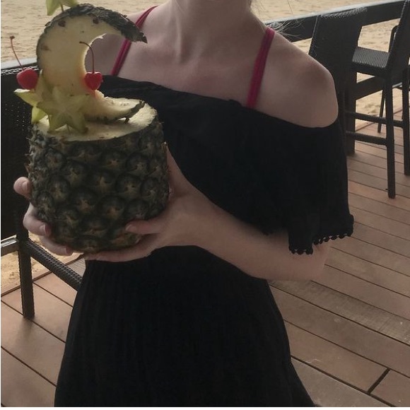 La Vie En Rose Off Shoulder Swimsuit cover up - Picture 5 of 6